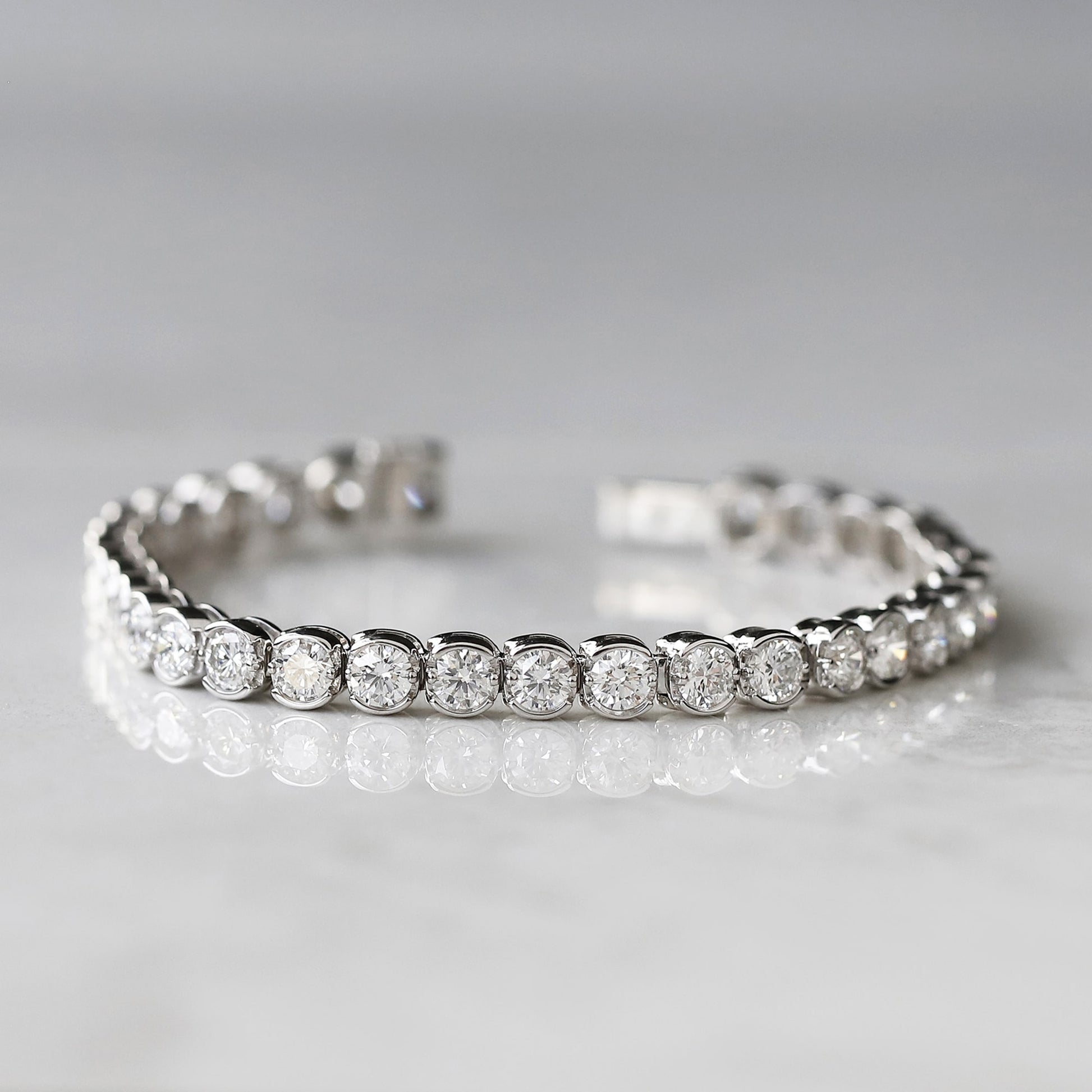lab grown diamond bracelet