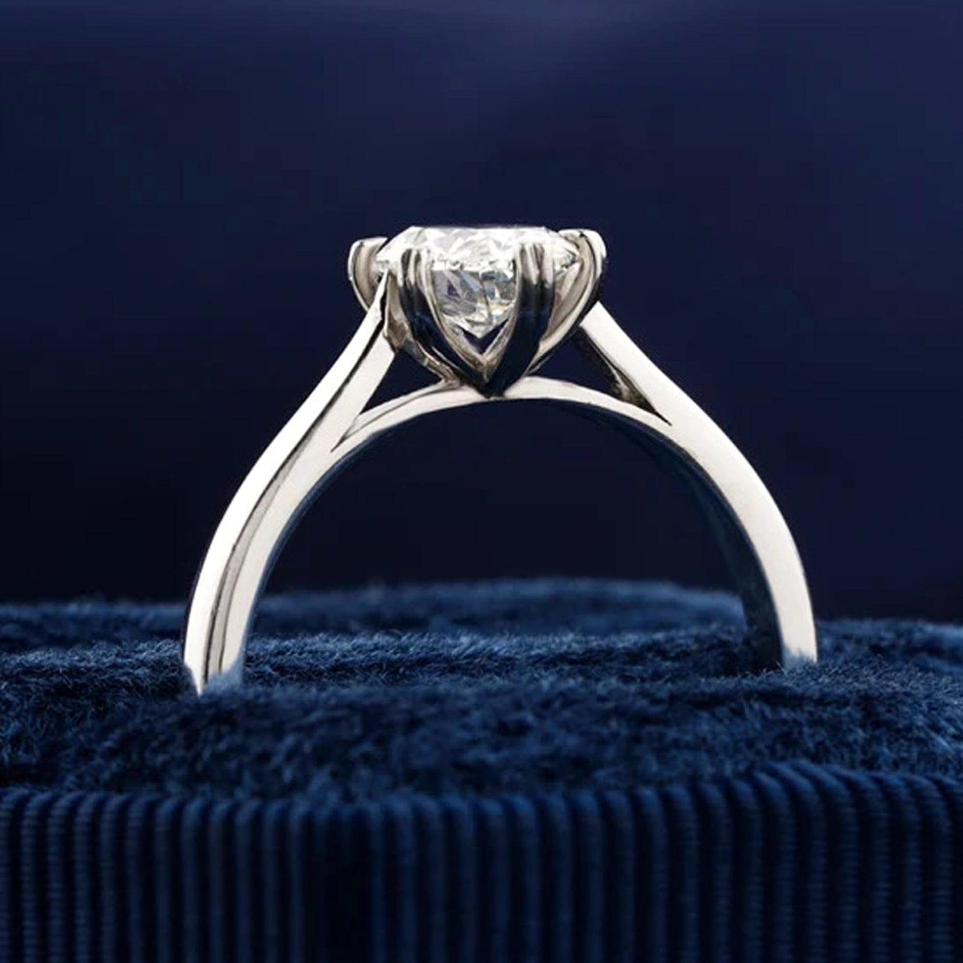 2 carat lab grown oval diamond ring