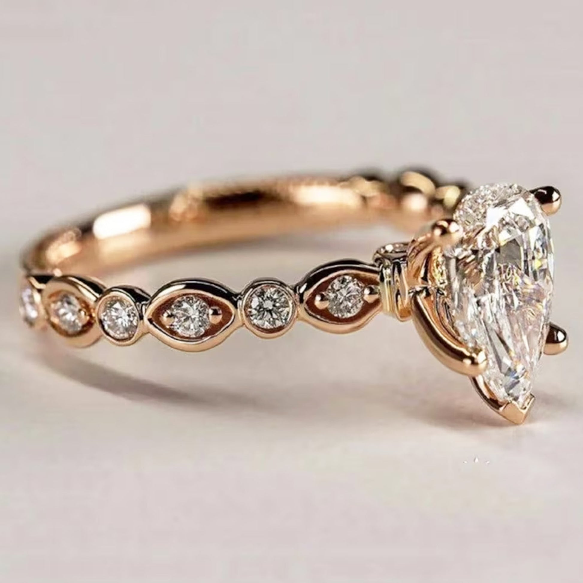 2 ct pear cut engagement ring