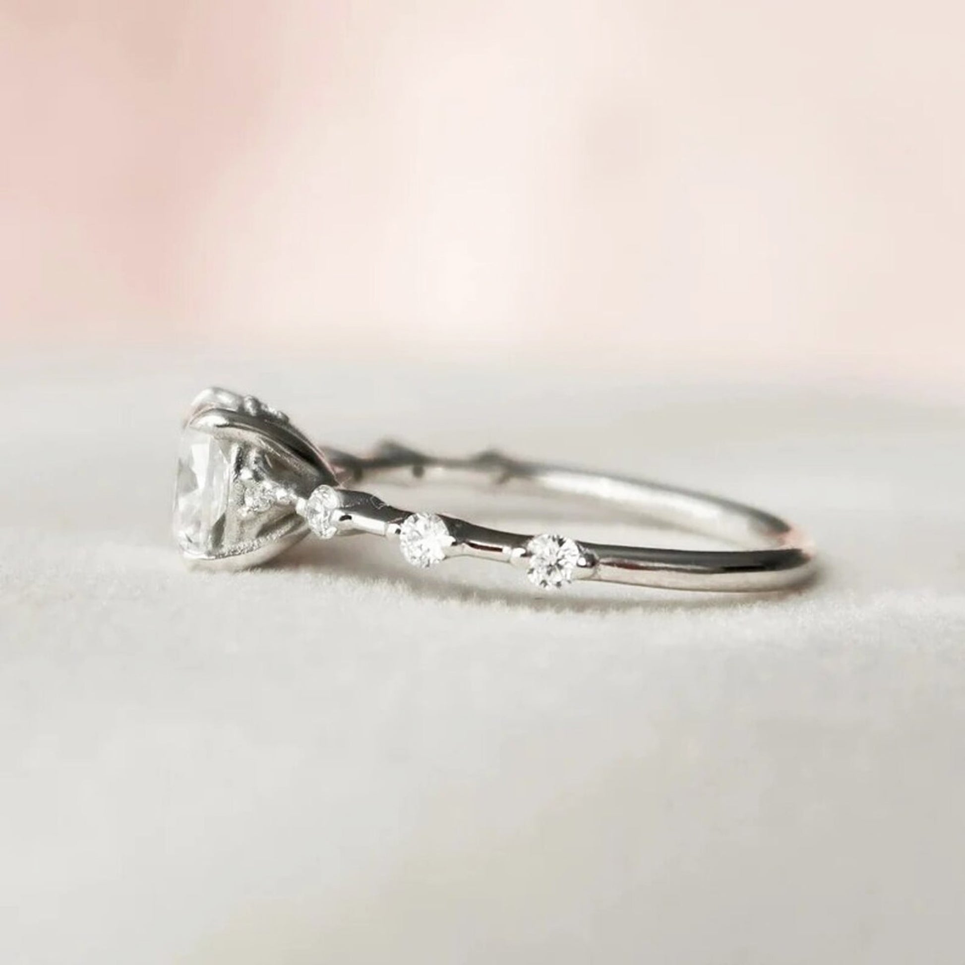 moissanite diamond rings