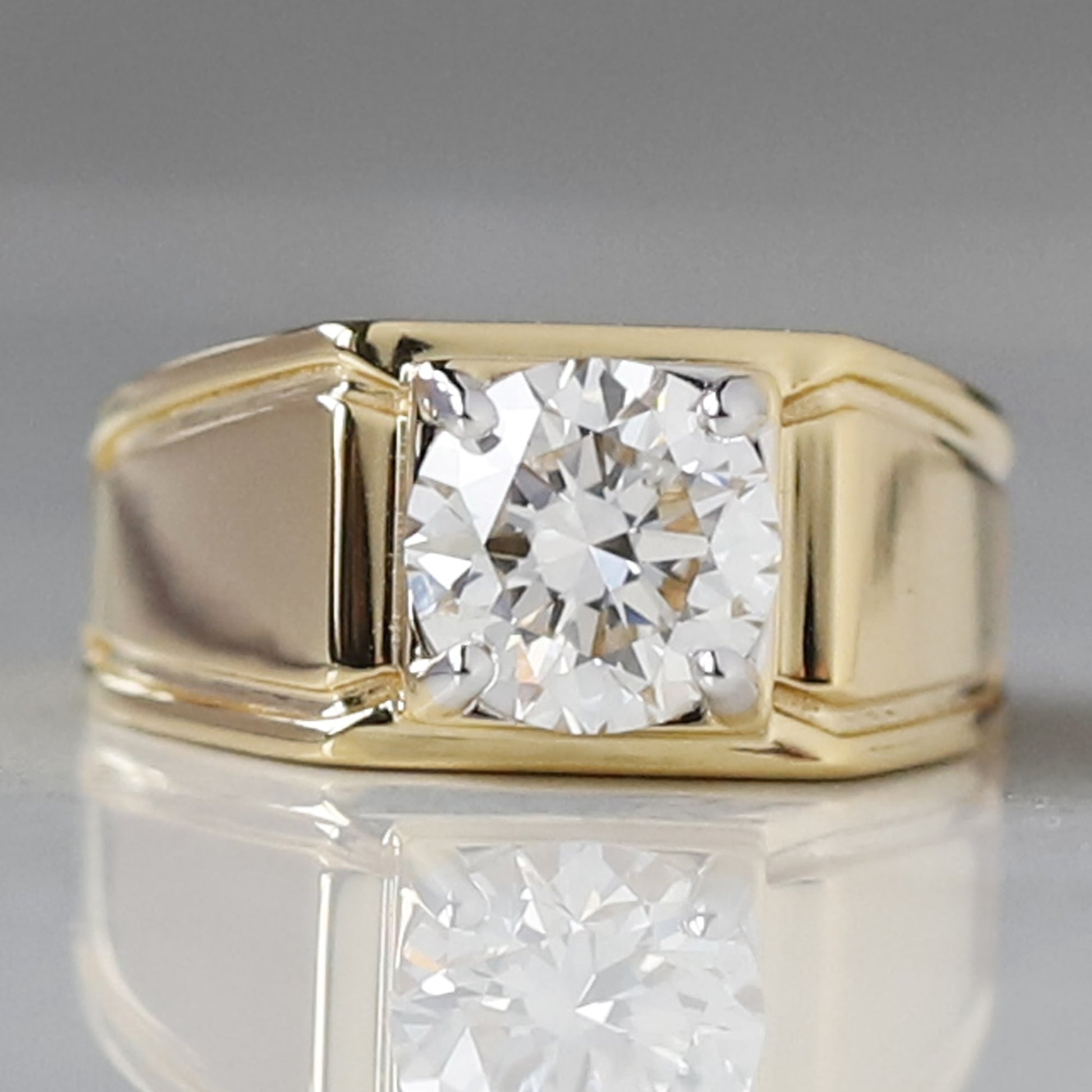 2 Carat Brilliant Cut Diamond Ring