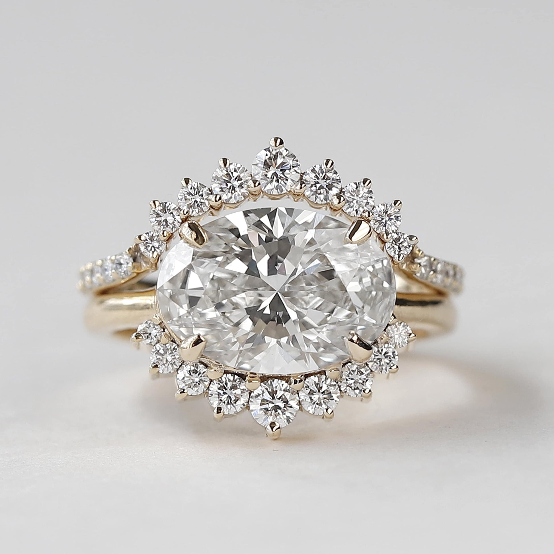 oval wedding rings set