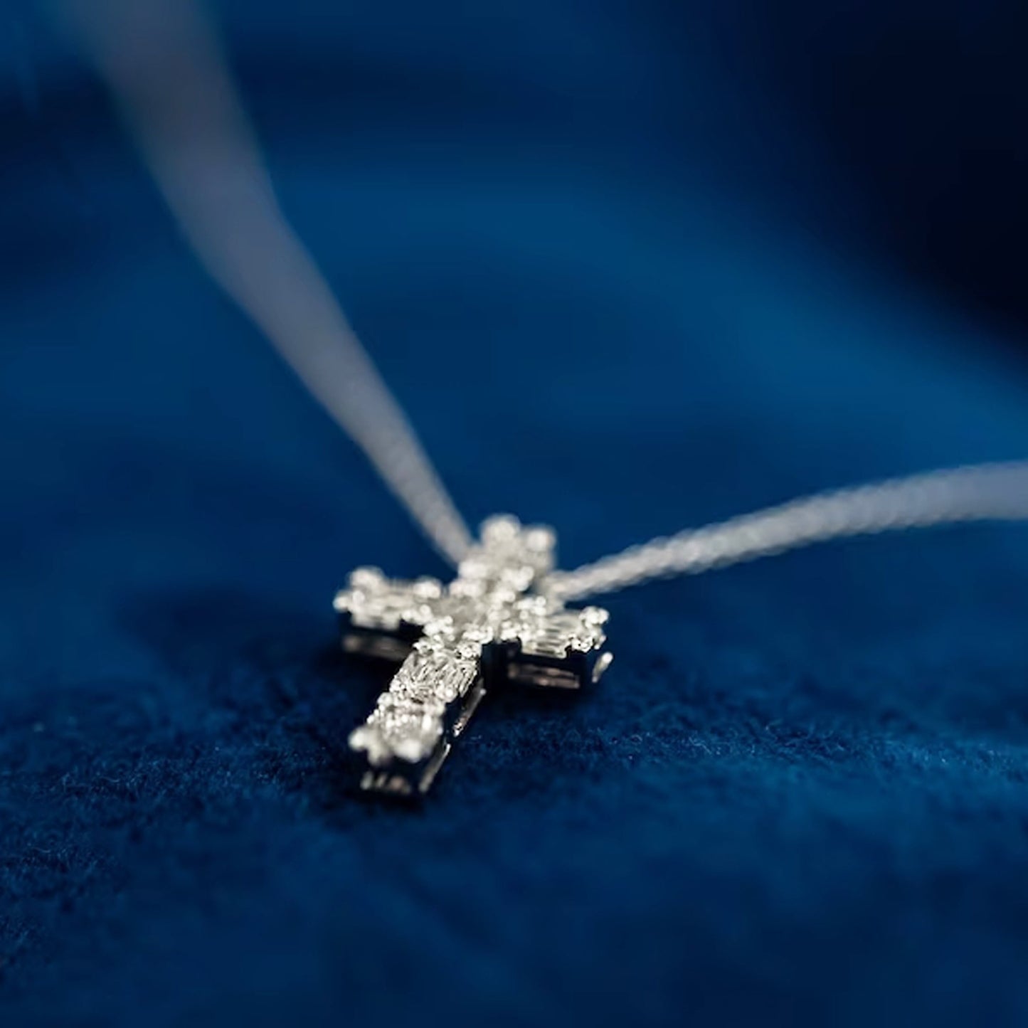 cross pendant