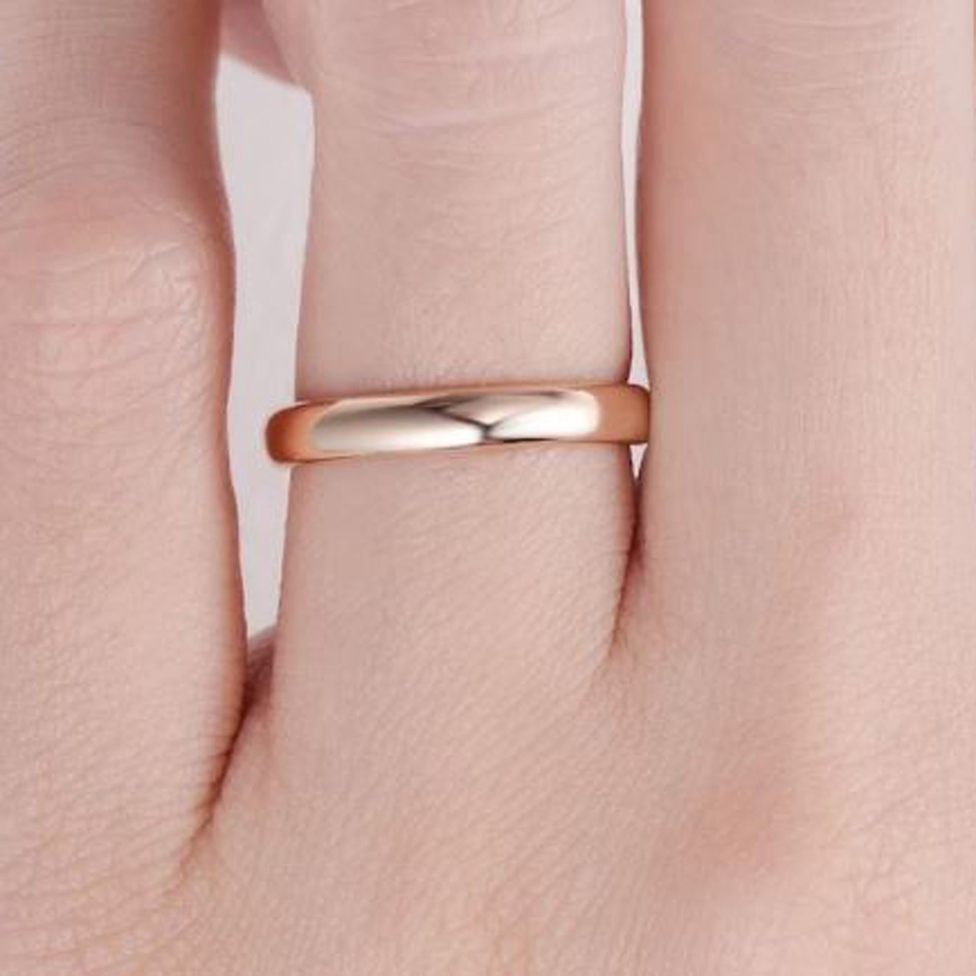 plain yellow gold wedding band