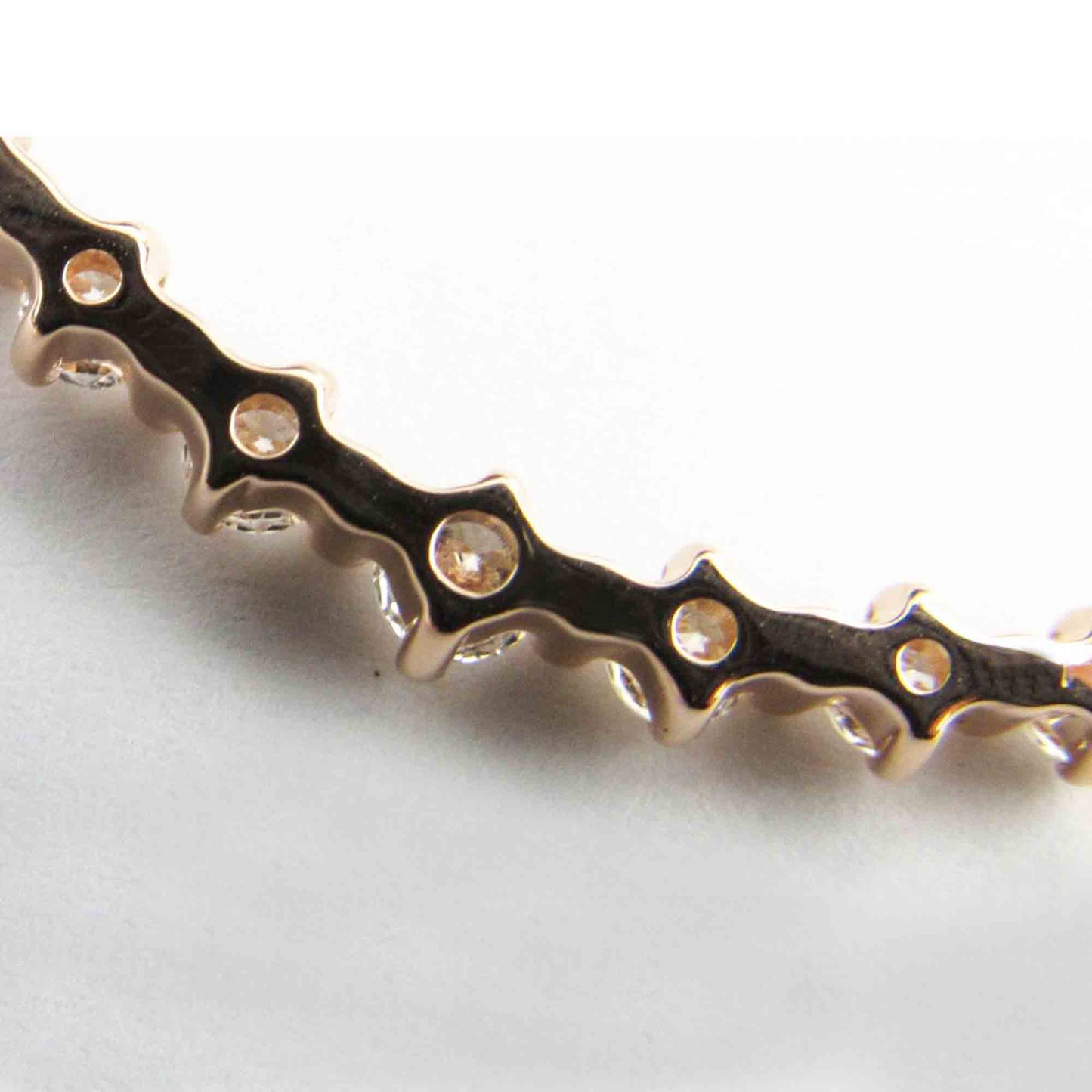 diamond pendant necklace