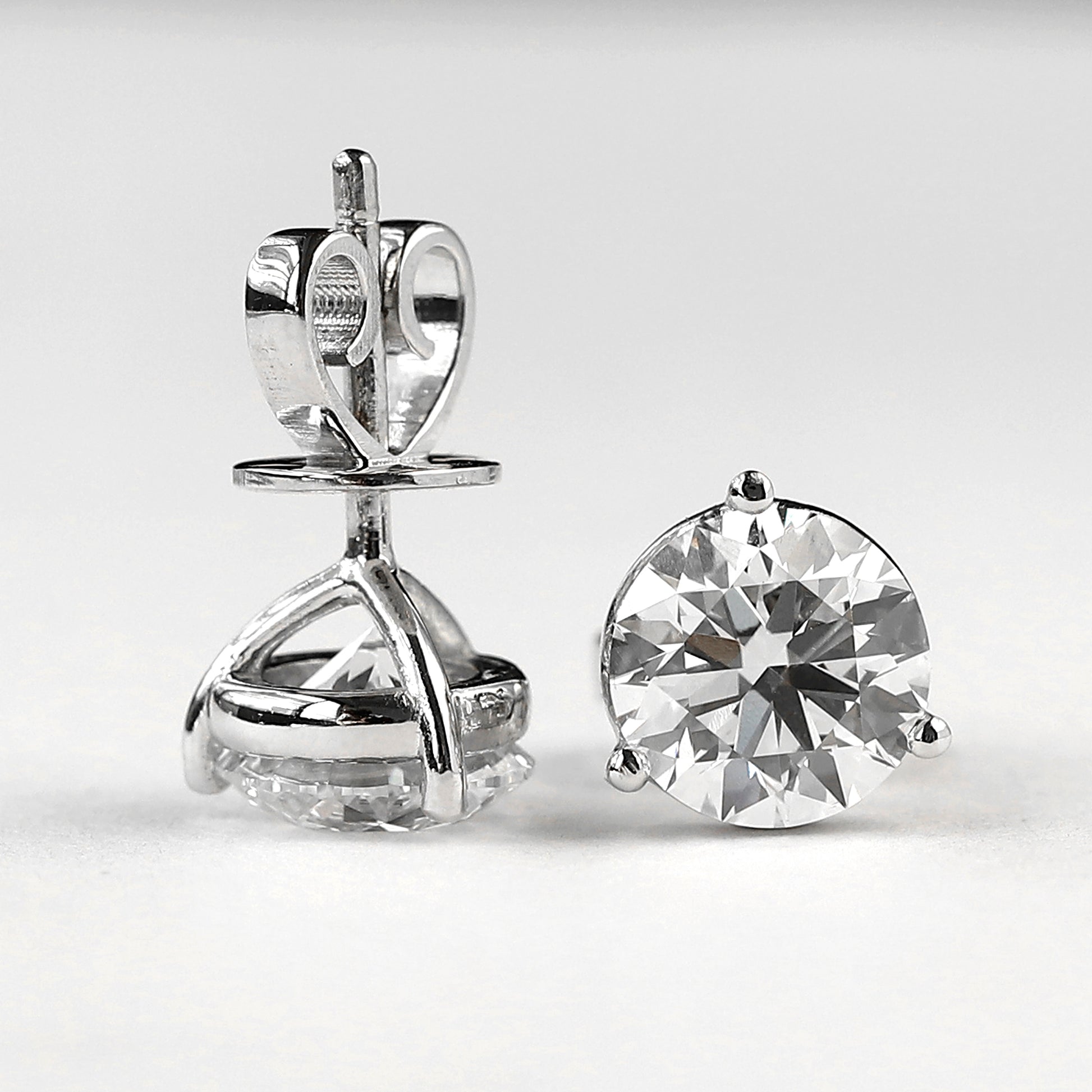 Lab Grown Diamond earring