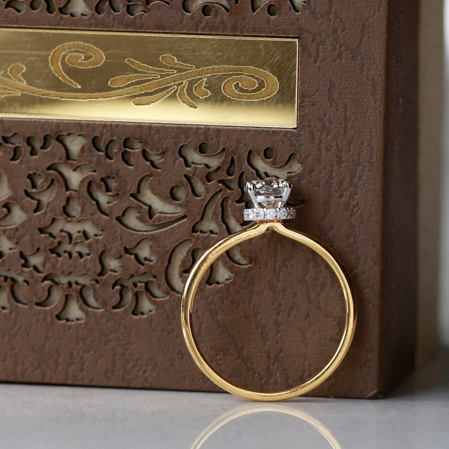 14 K Yellow Gold Round Cut Diamond Ring