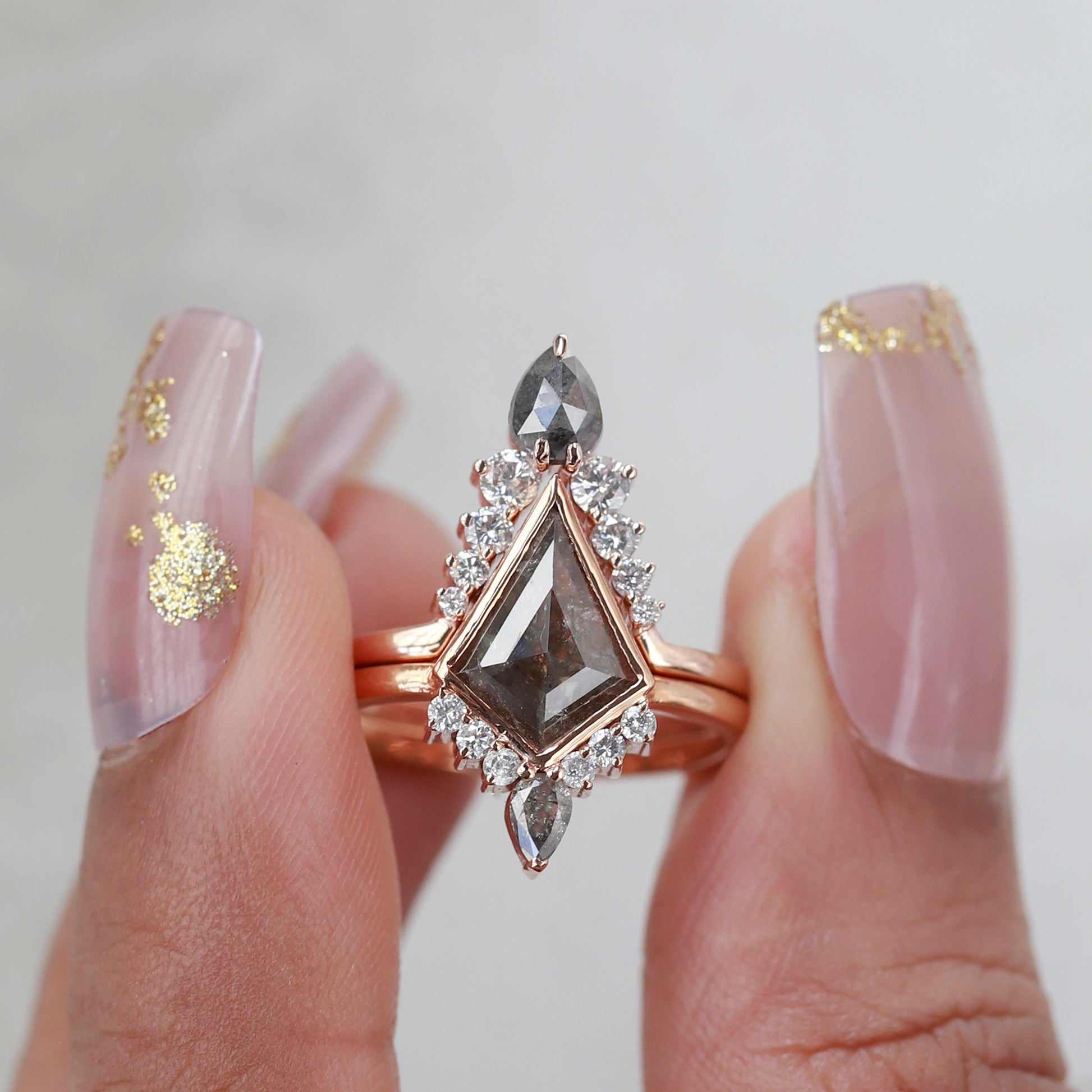 salt and pepper diamond engagement ring set