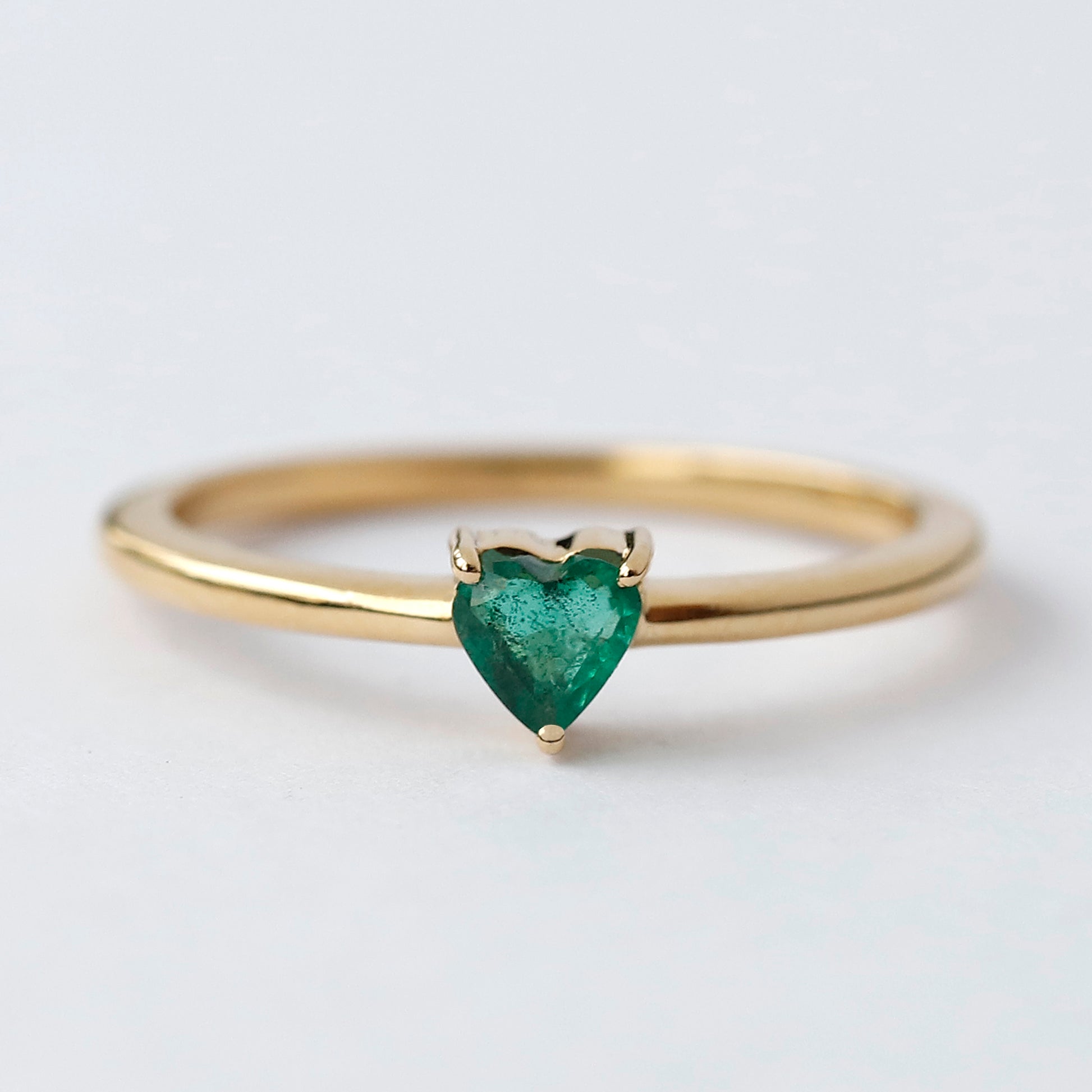 emerald heart ring