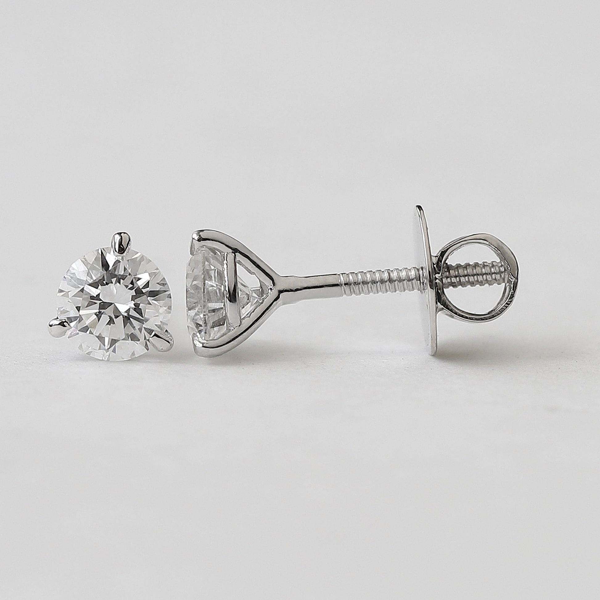 earring diamond studs