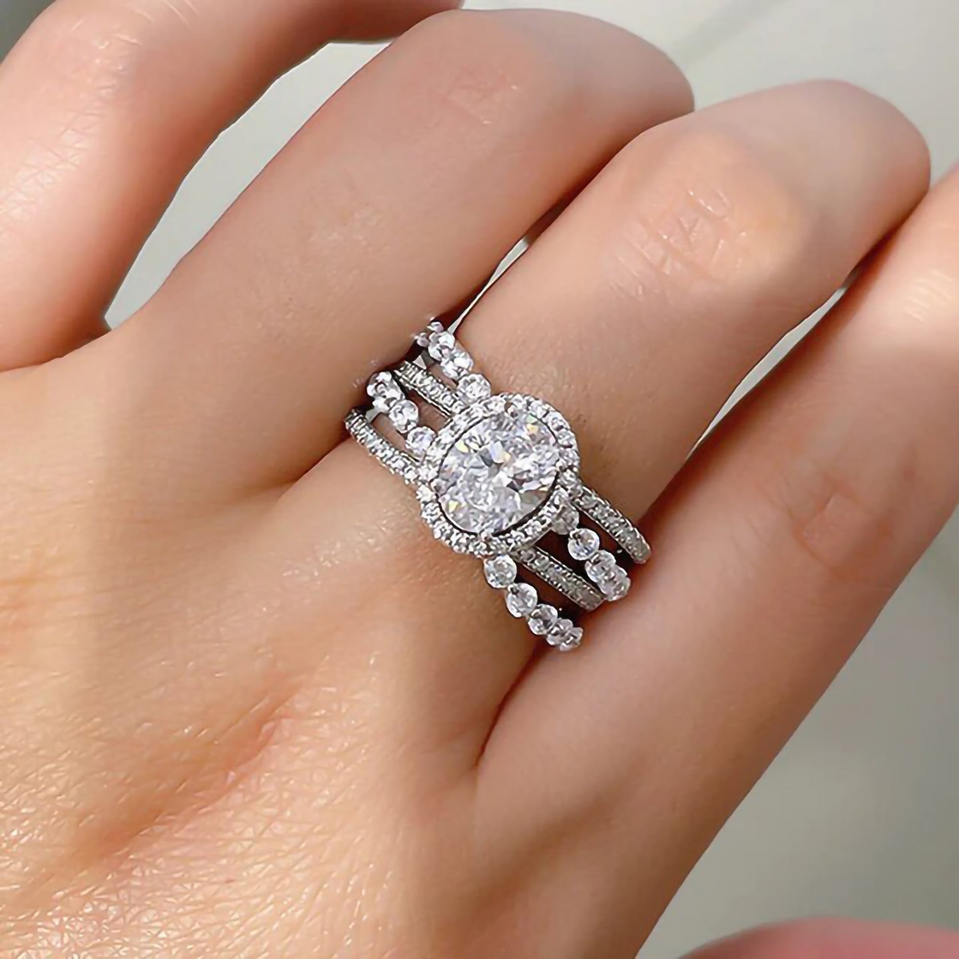 2 carat moissanite oval ring