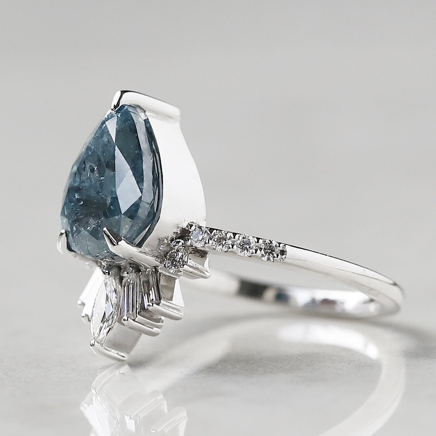 blue diamond wedding ring