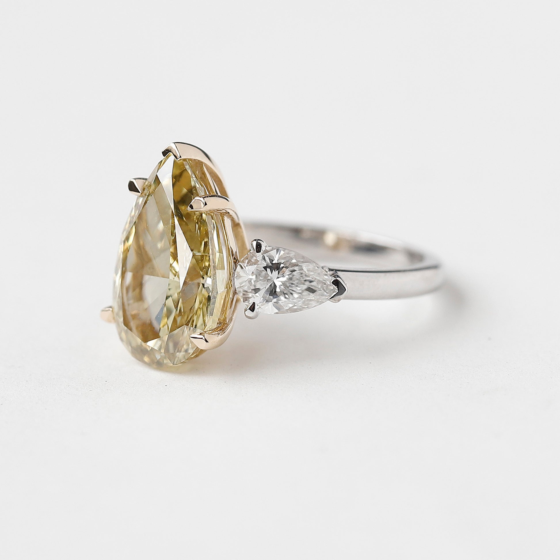 Pear-Shaped Engagement Ring