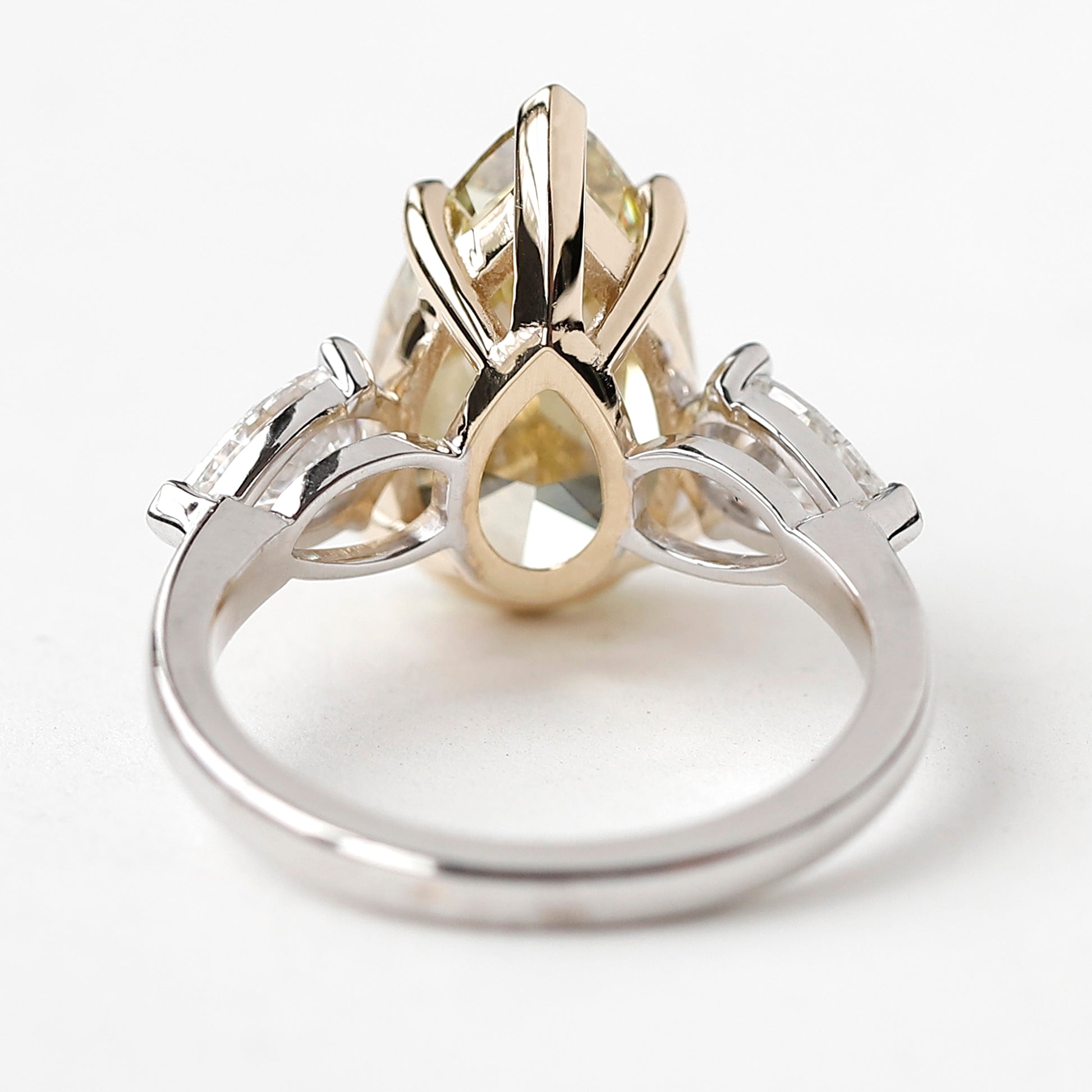 Pear-Shaped Engagement Ring