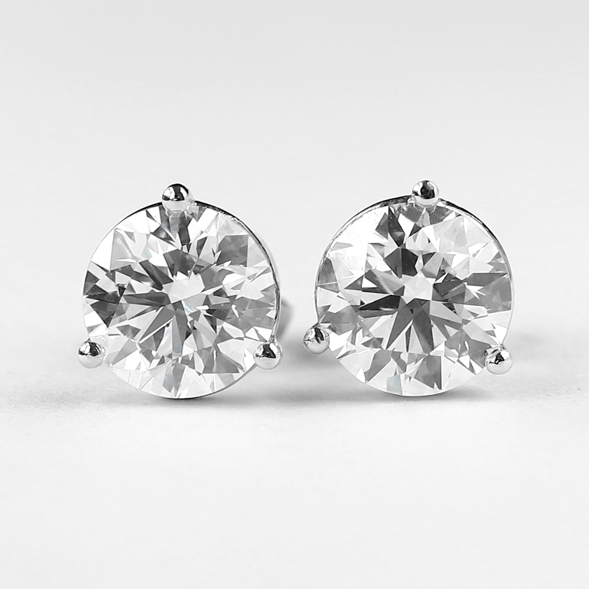 Lab Grown Diamond earring