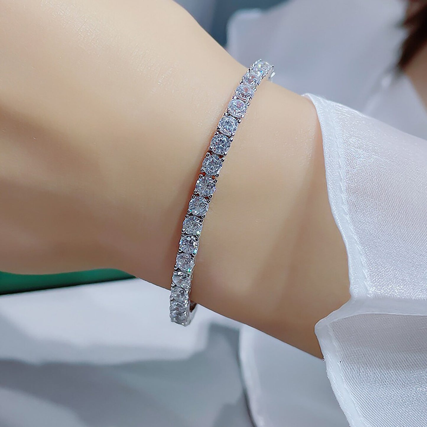 14 karat gold diamond tennis bracelet