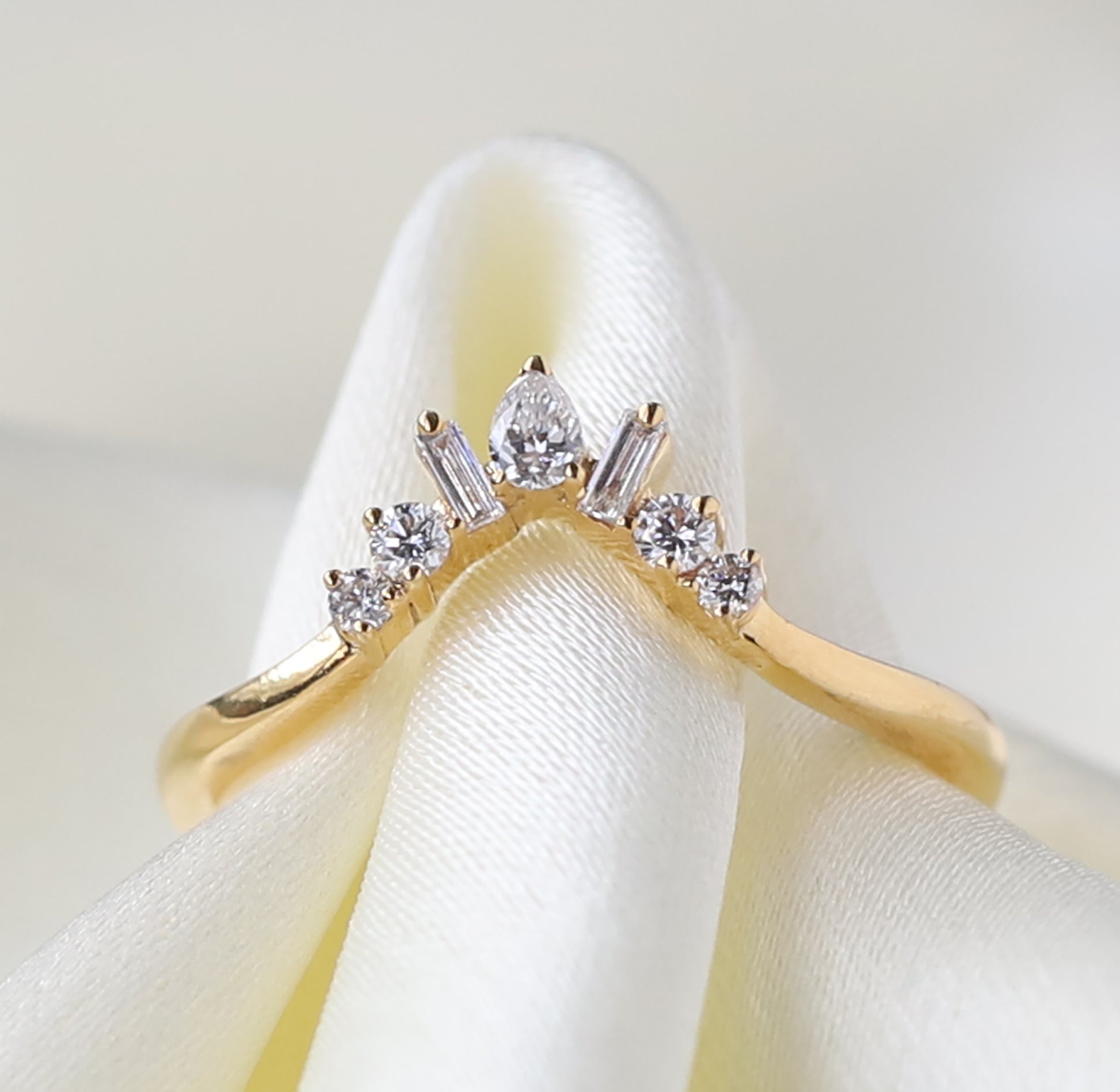 14k gold curved wedding band
