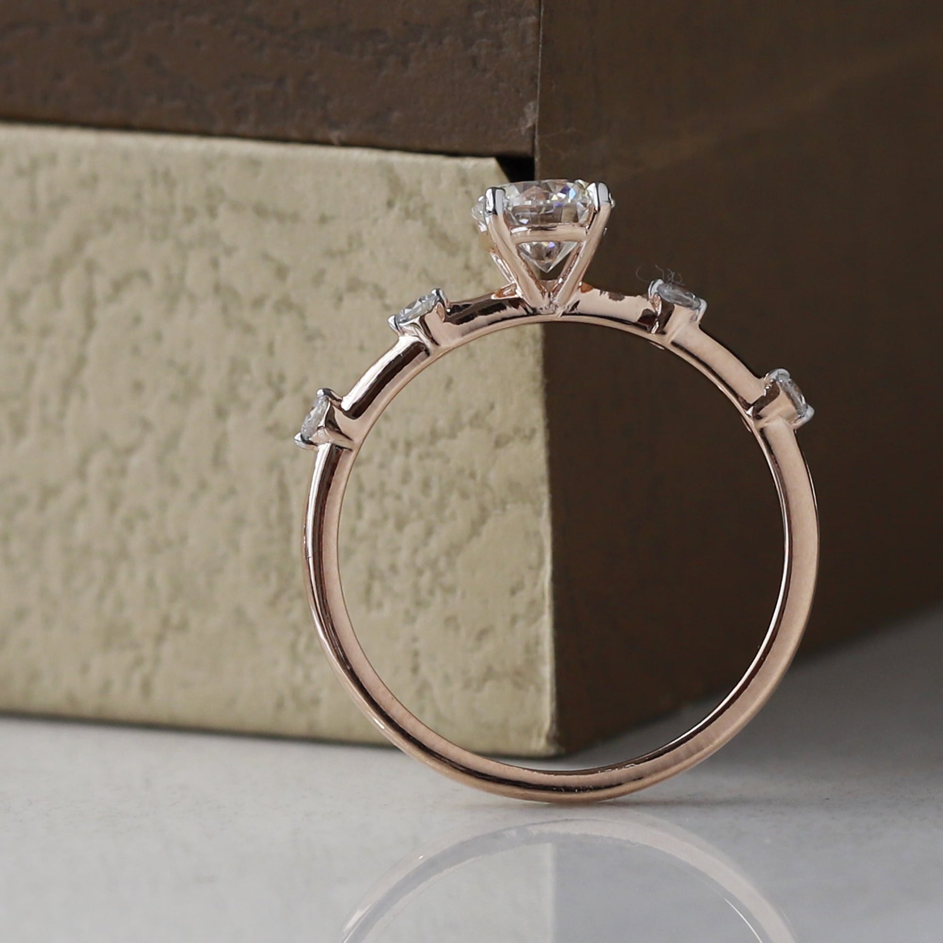 rose gold diamond ring