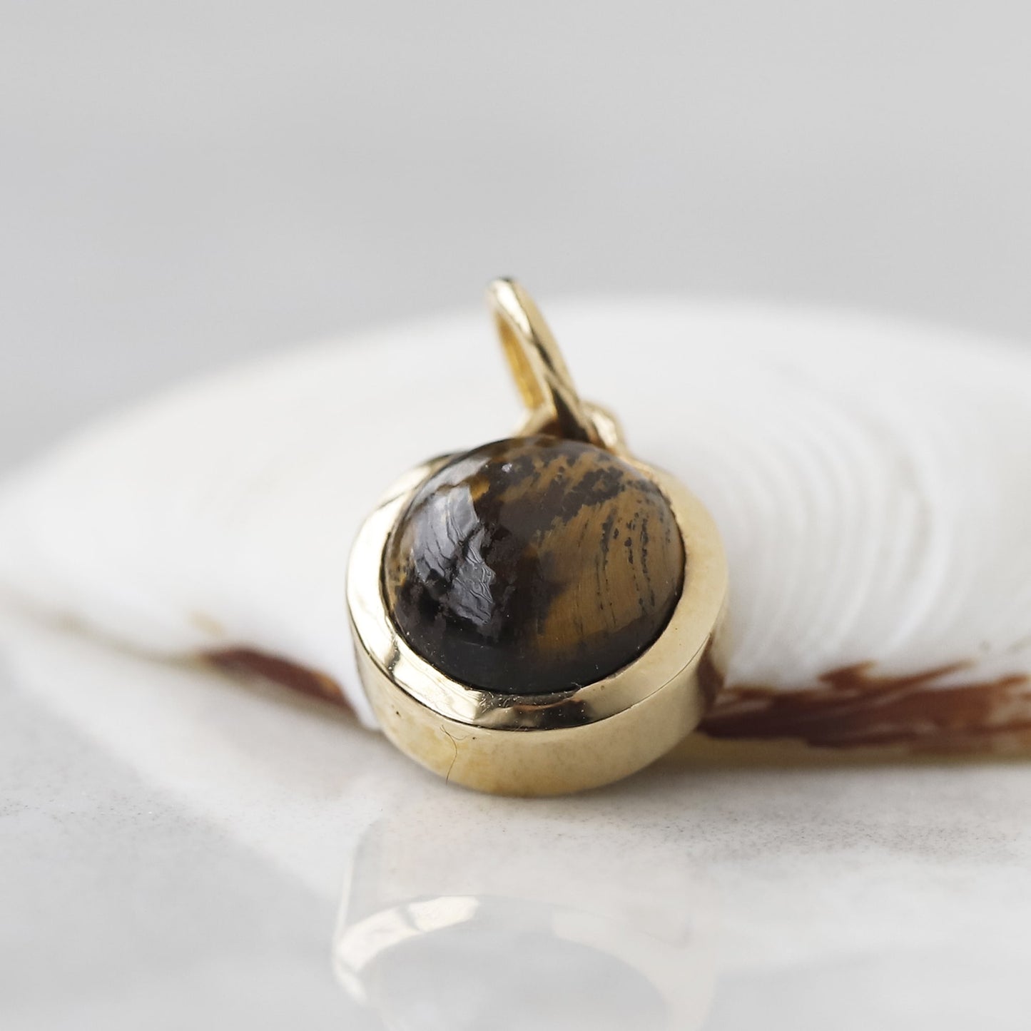 tiger eye stone