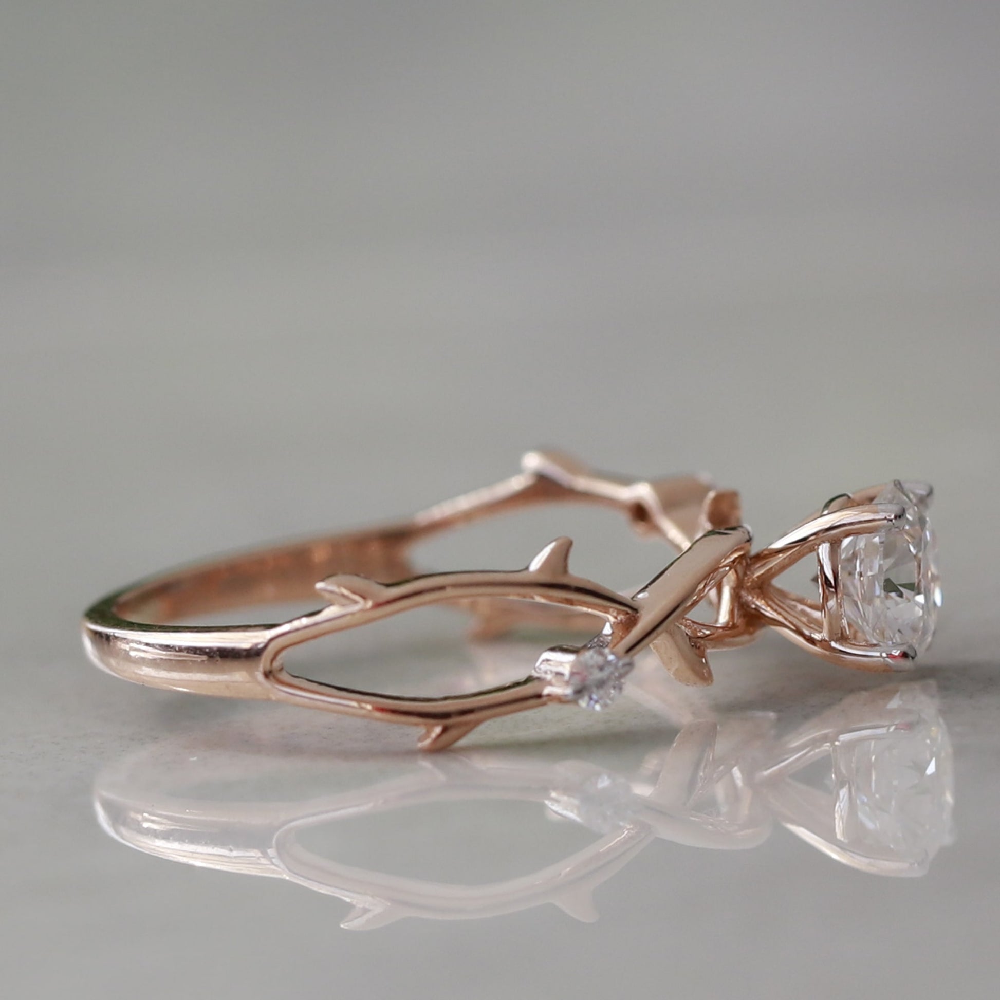 Romantic 0.65 CT Diamond Engagement Ring in Nature Style