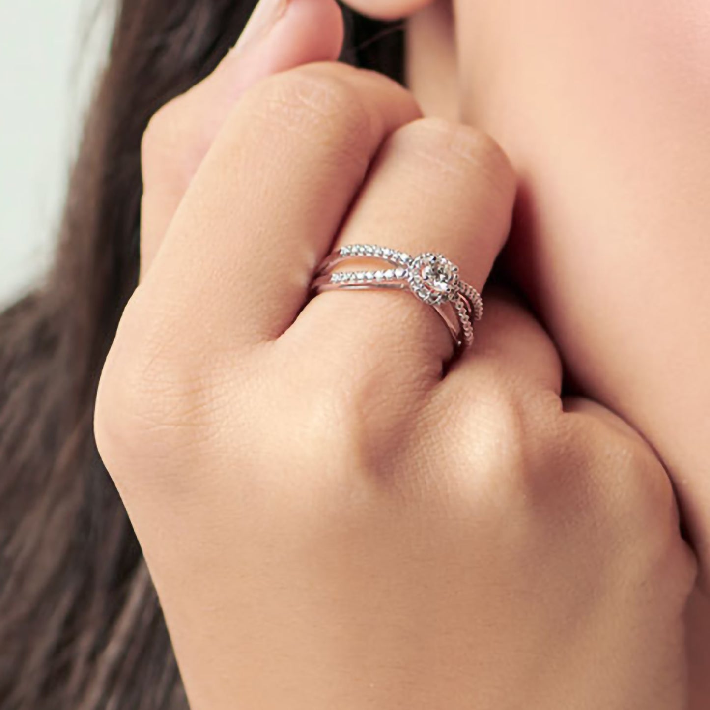 halo engagement ring
