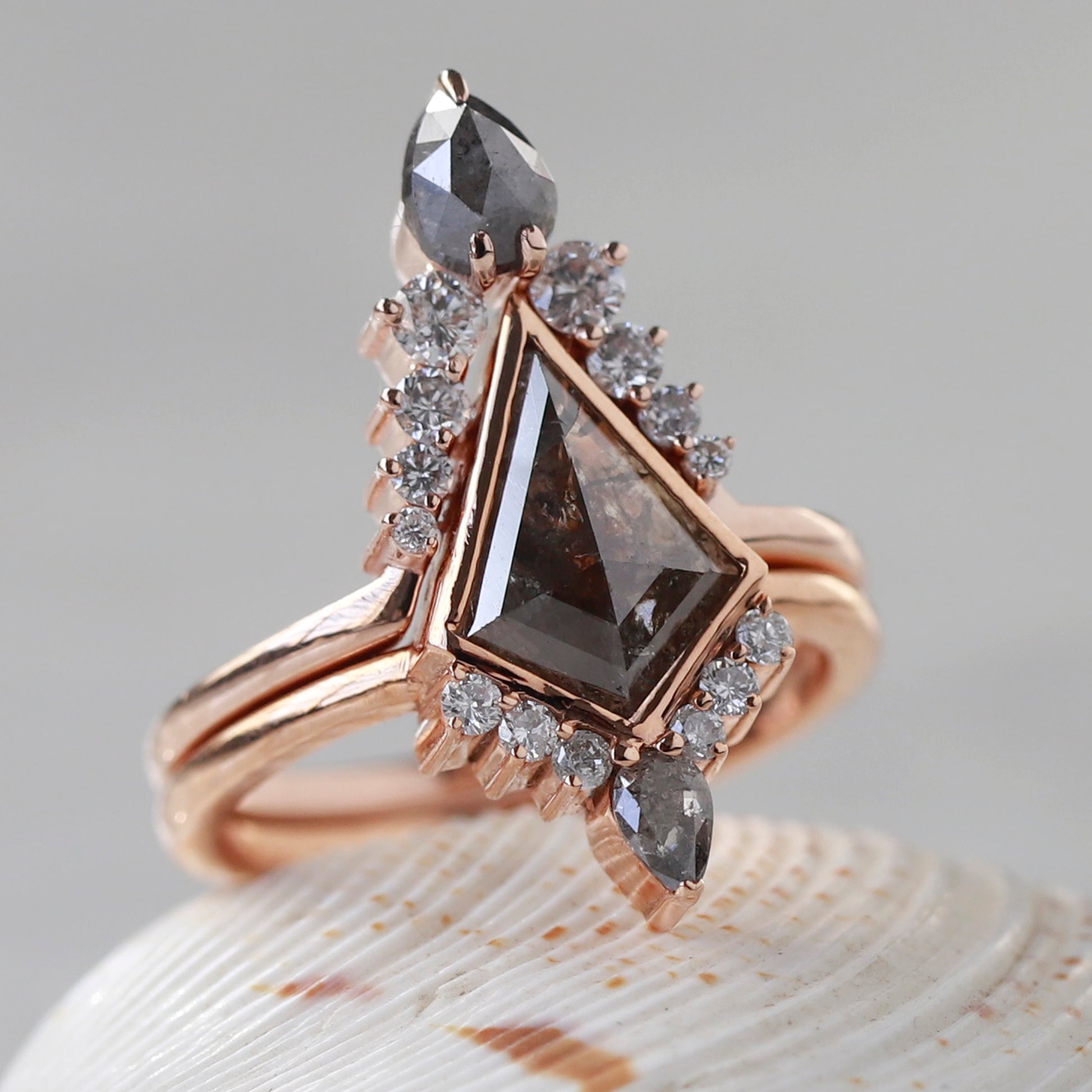 salt and pepper diamond engagement ring set