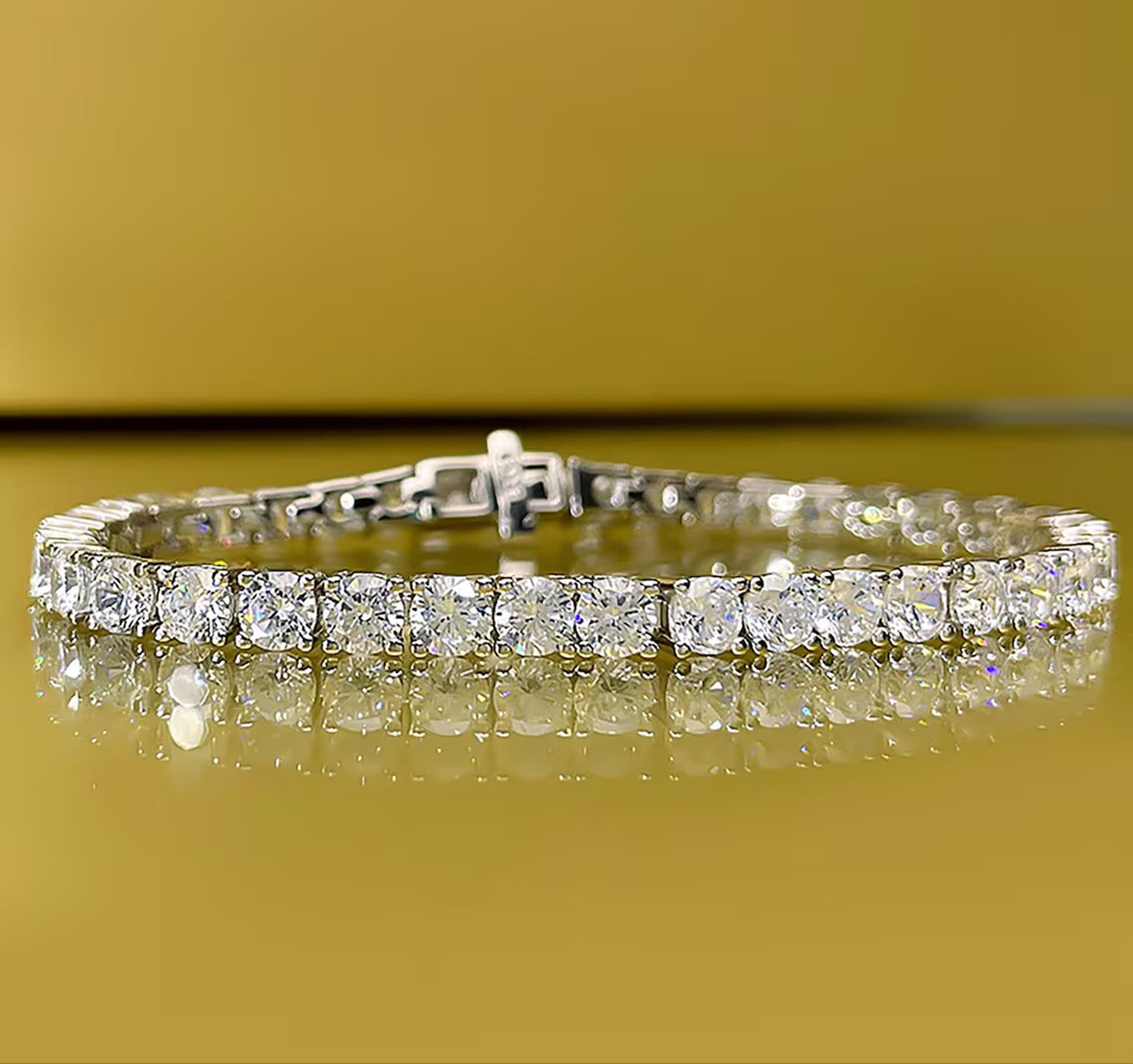 14 karat gold diamond tennis bracelet