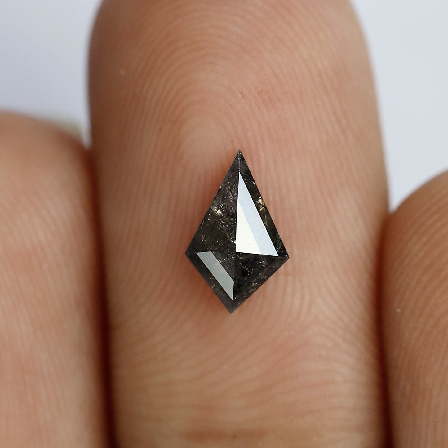 salt and pepper kite diamond
