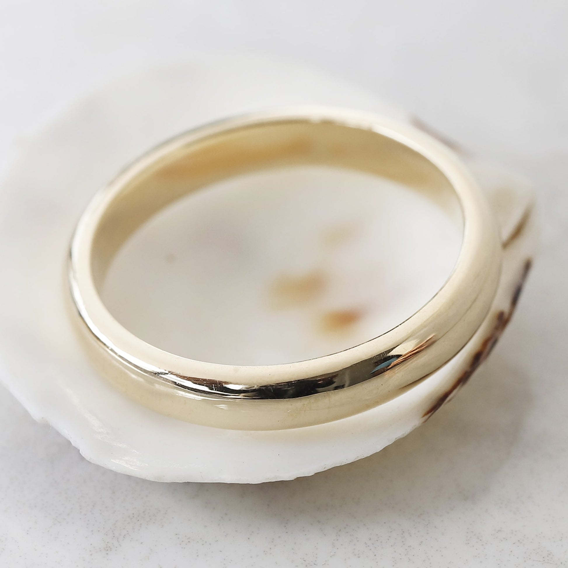 gold wedding band