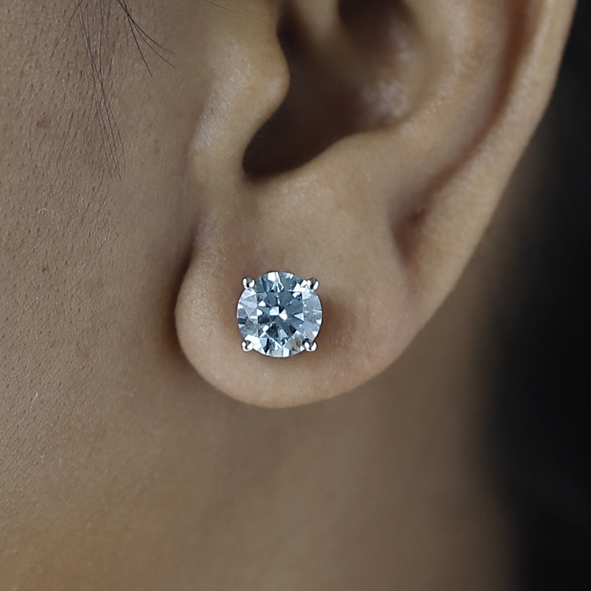 Blue Diamond Earring