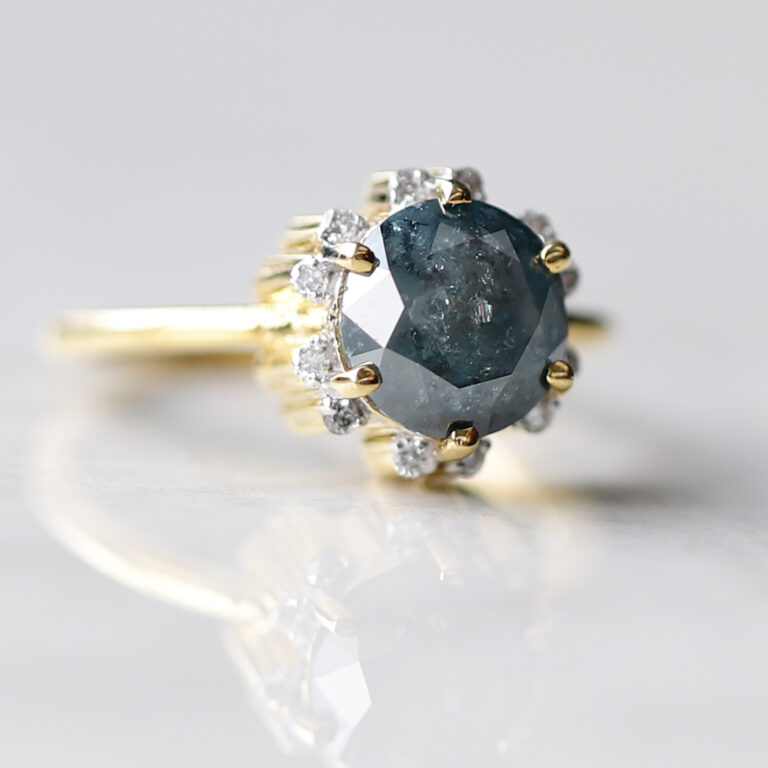 Unique Diamond Ring