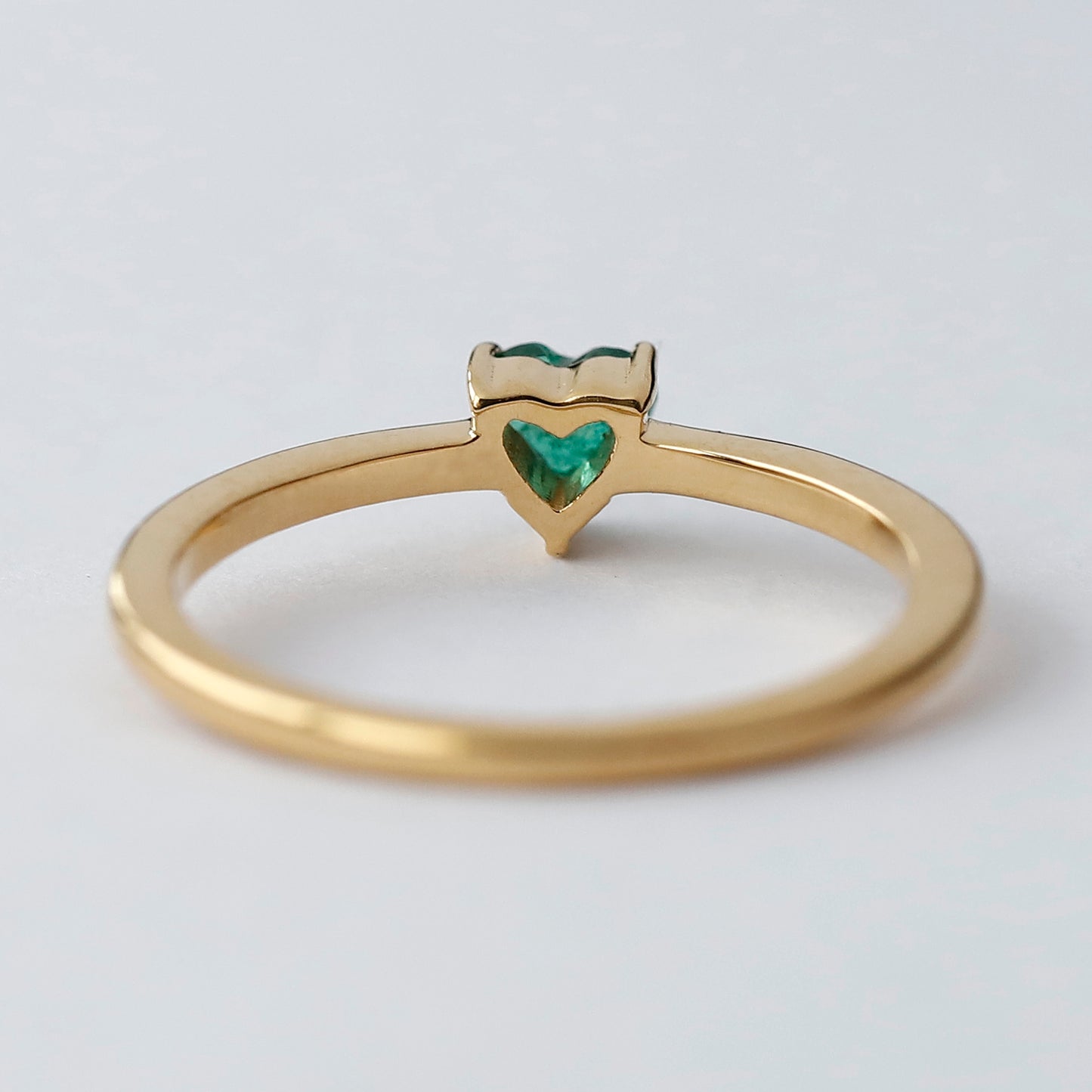 emerald heart ring