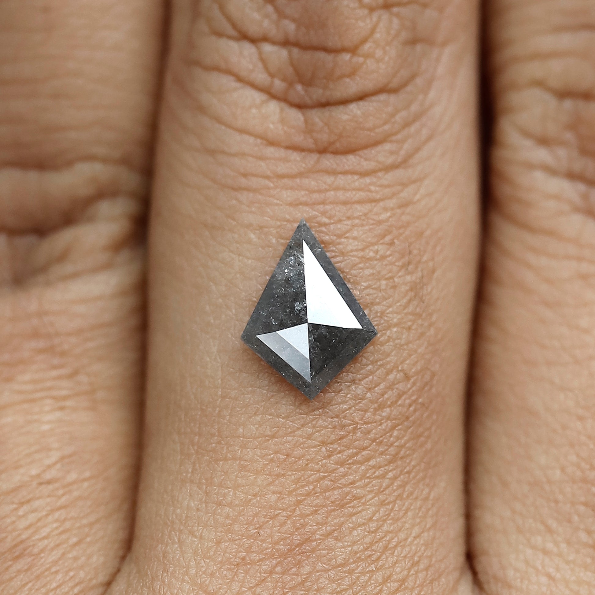 Kite Salt and Pepper Diamond