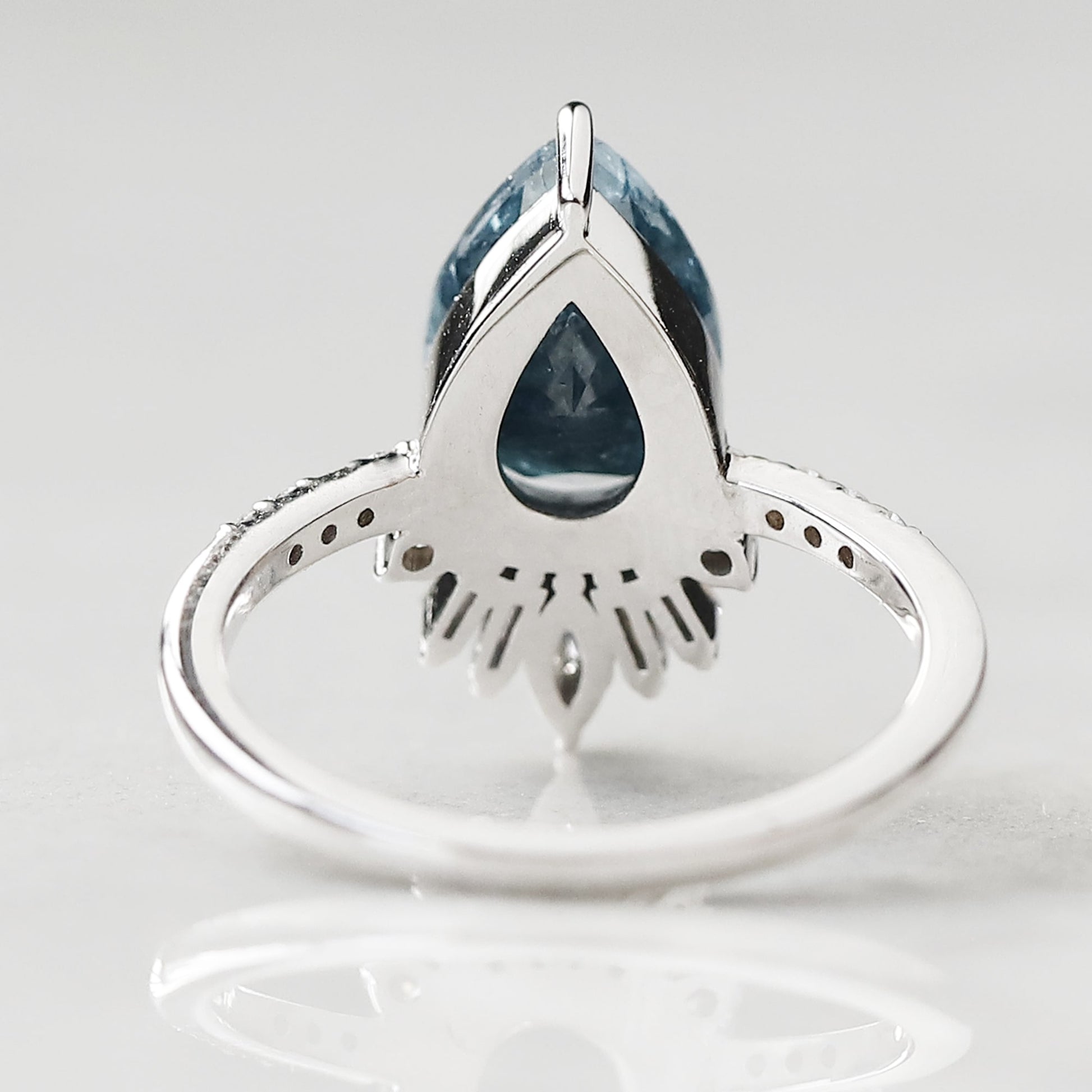 blue diamond wedding ring