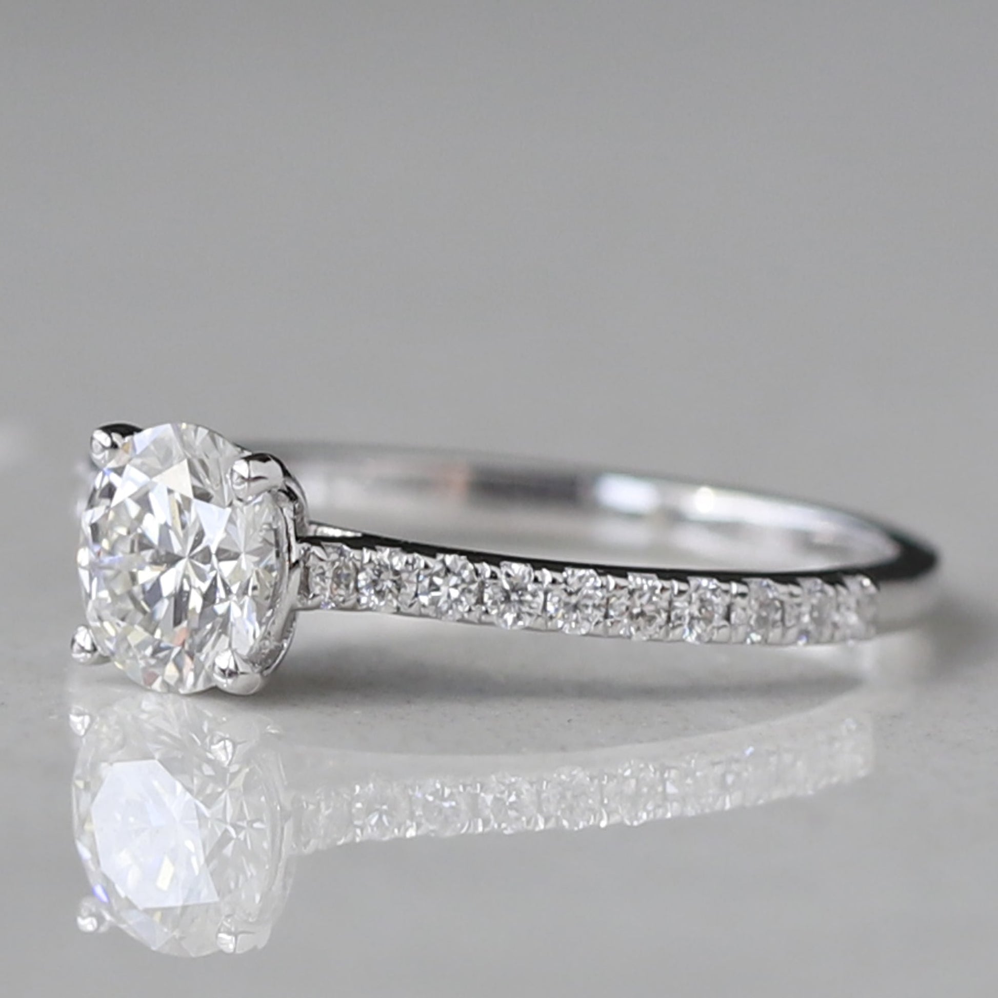 Diamond-Ring