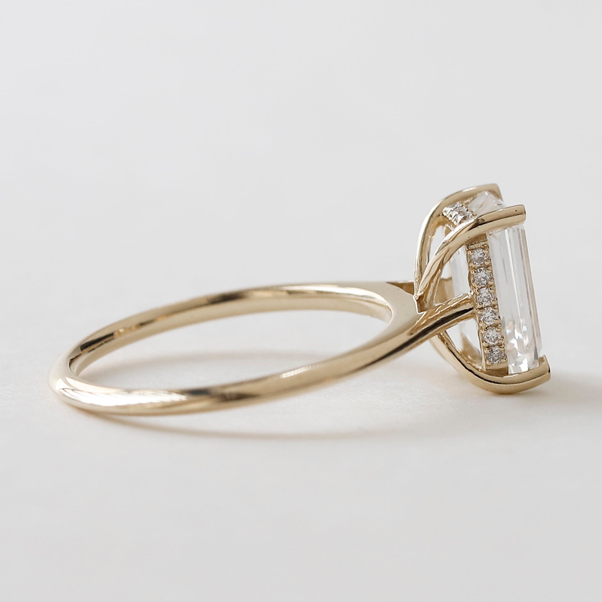 emerald cut engagement rings
