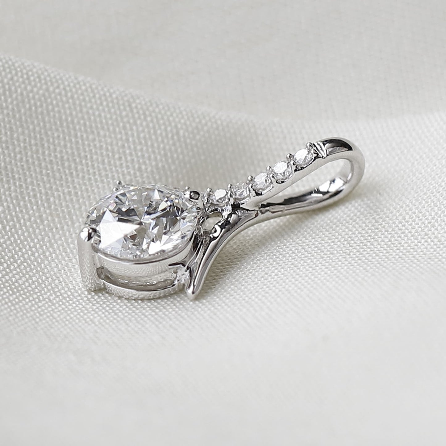 diamond pendant