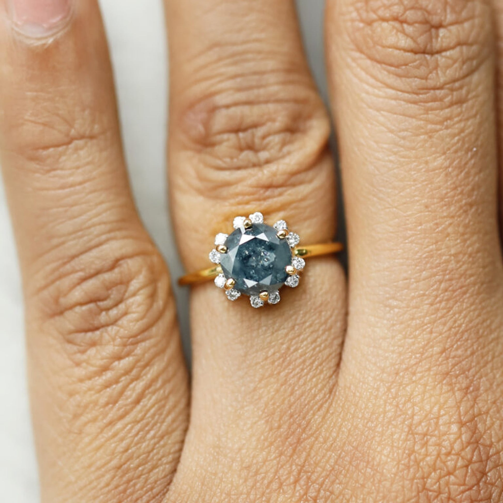 Unique Diamond Ring