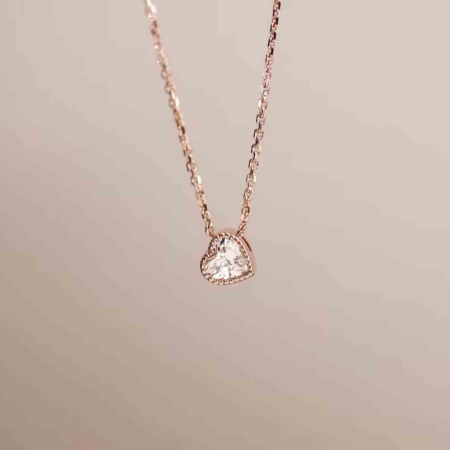 heart shape diamond pendant