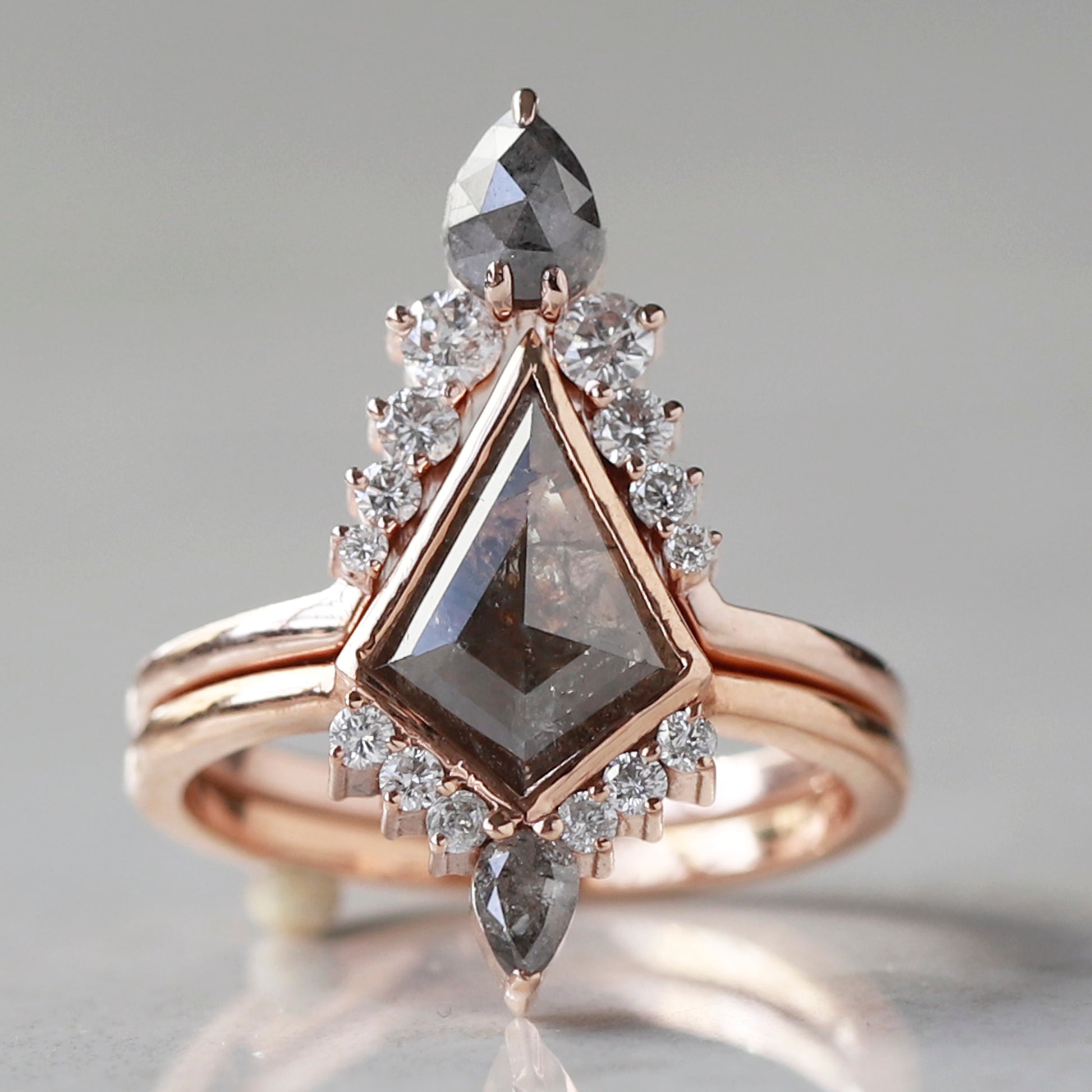 salt and pepper diamond engagement ring set