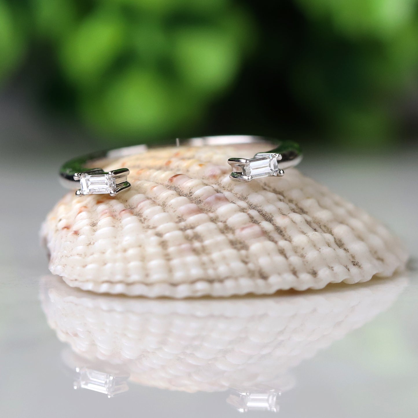 baguette wedding band white gold