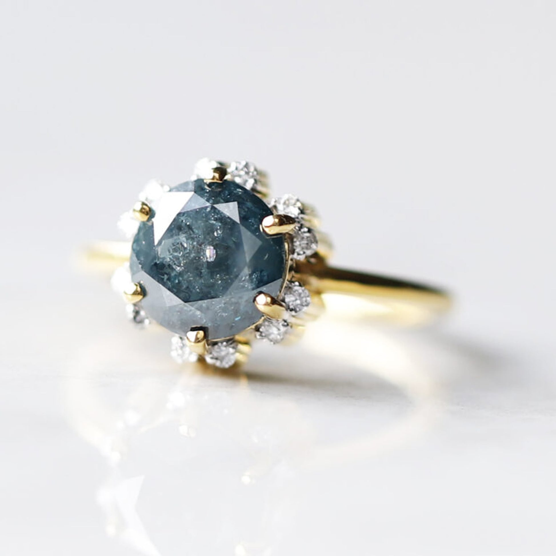 Unique Diamond Ring
