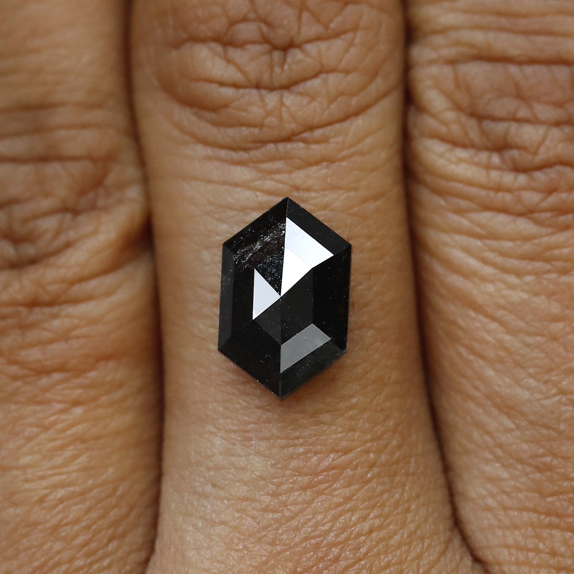 Hexagon Salt and pepper diamond
