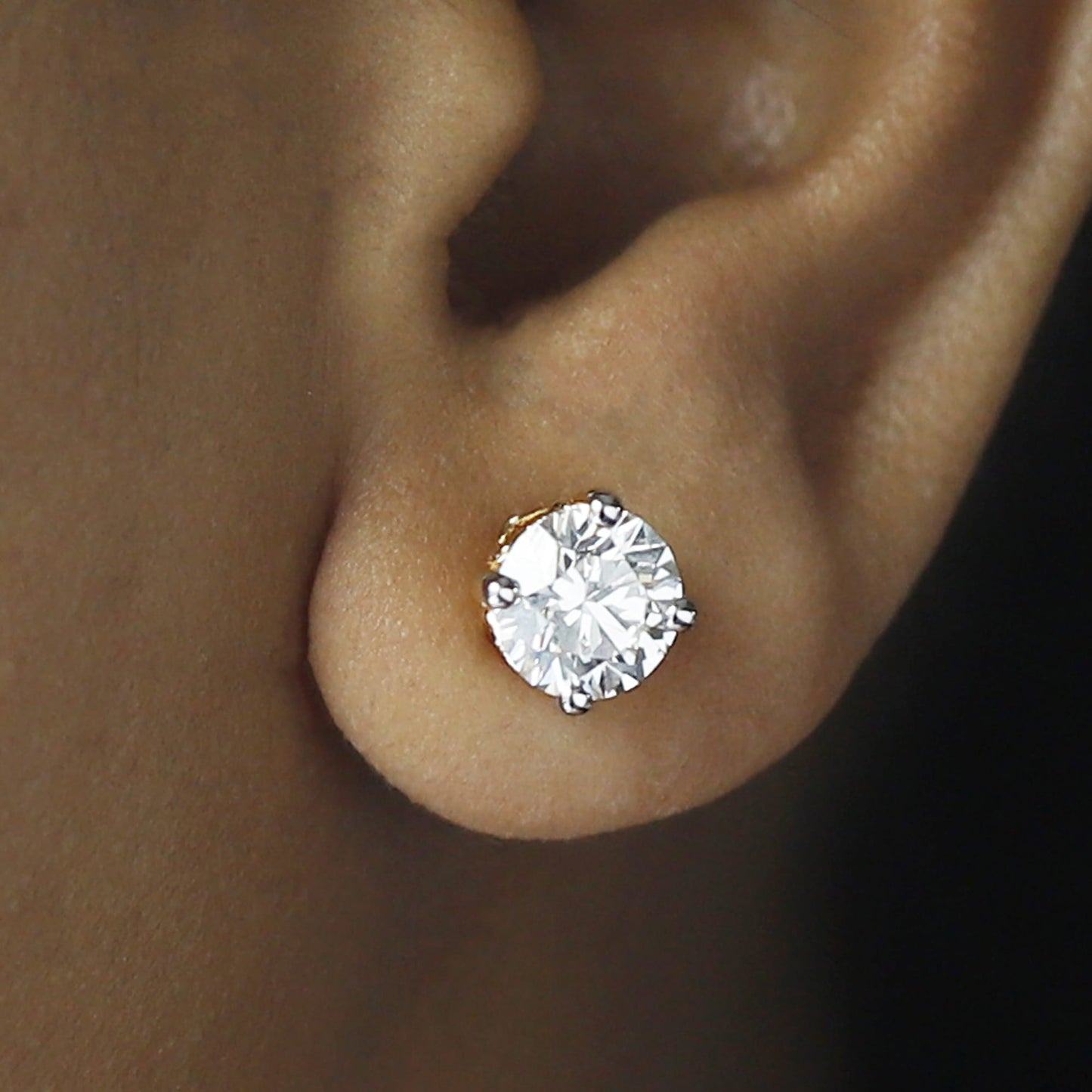 solitaire diamond earrings