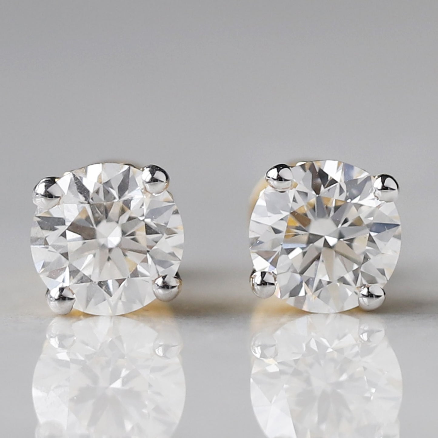 solitaire diamond earrings