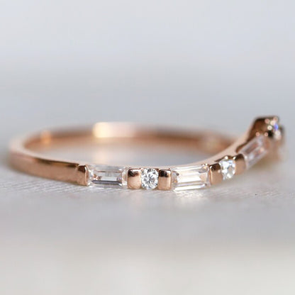 curved diamond wedding band