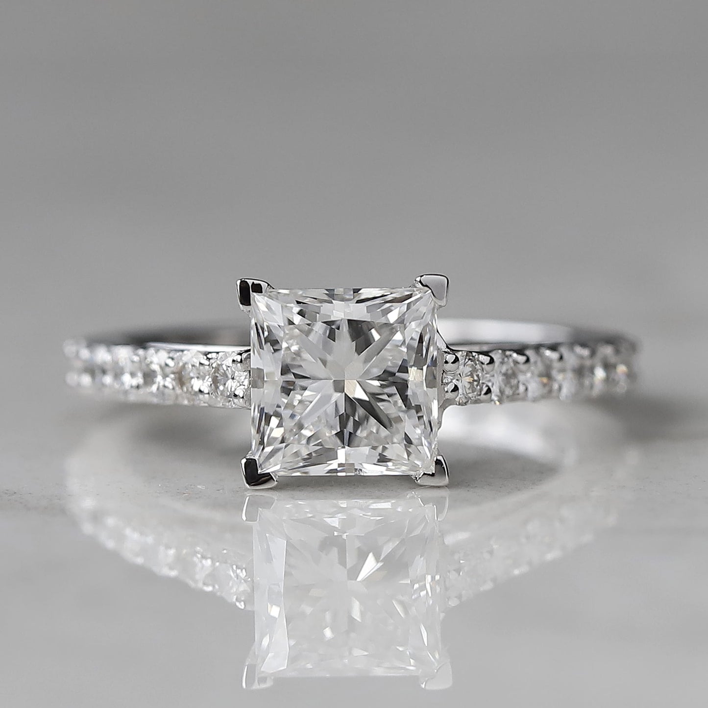 princess cut diamond ring