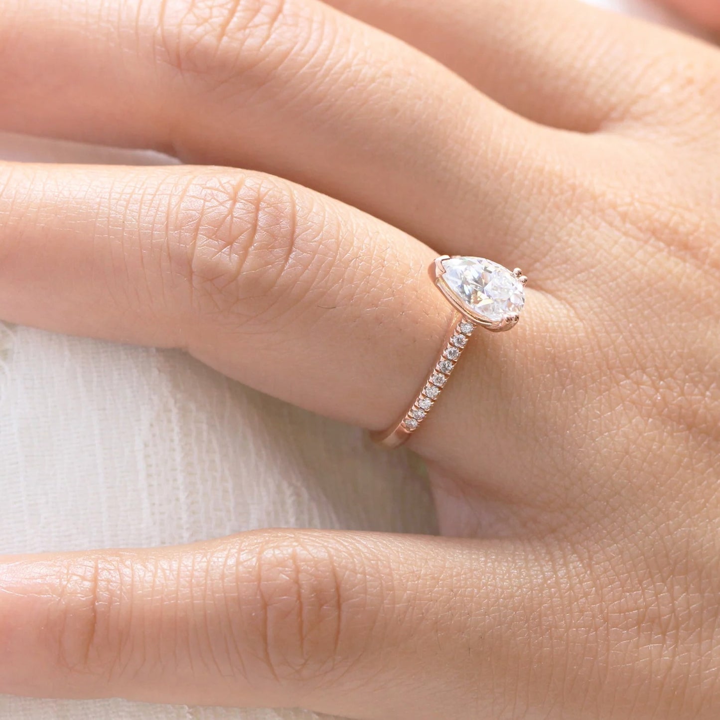 pear shaped wedding ring