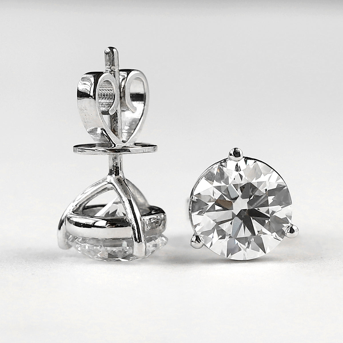 Lab Grown Diamond earring
