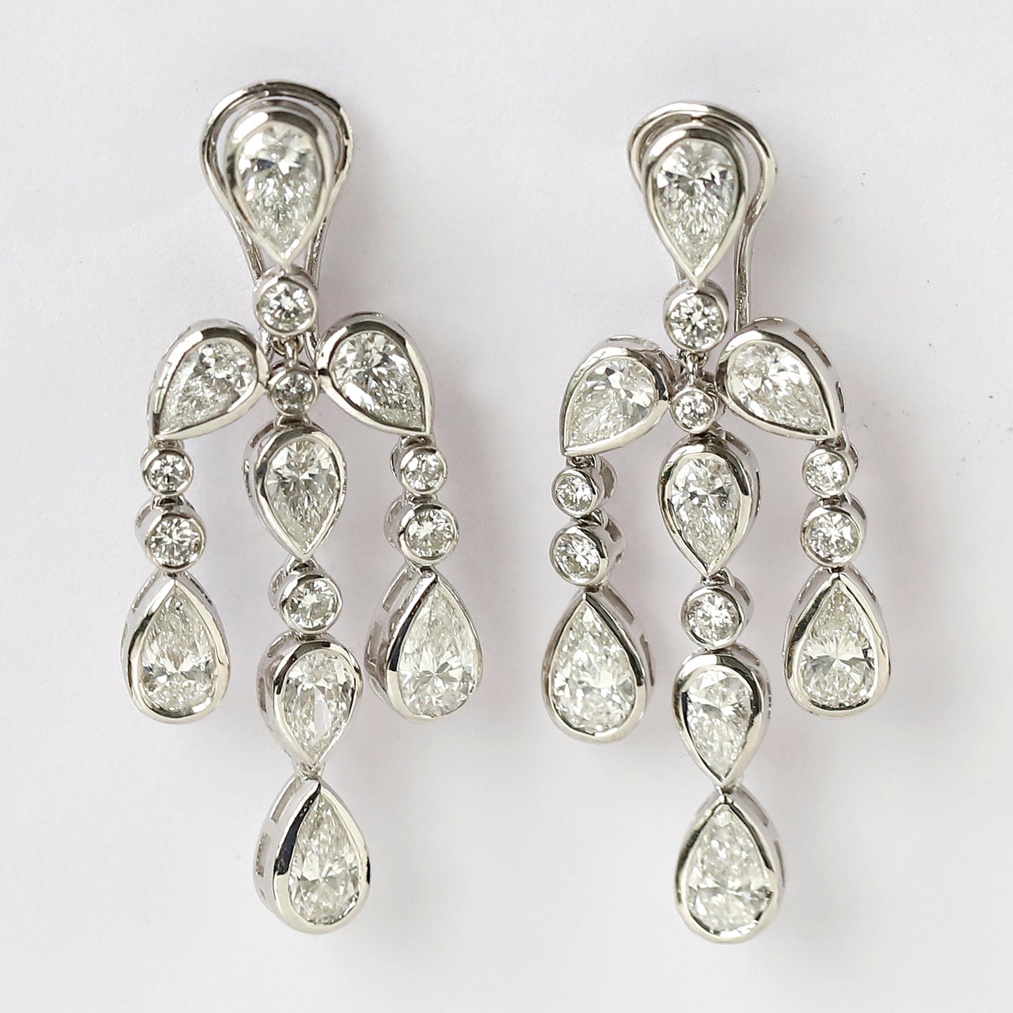 Pear Diamond Earring